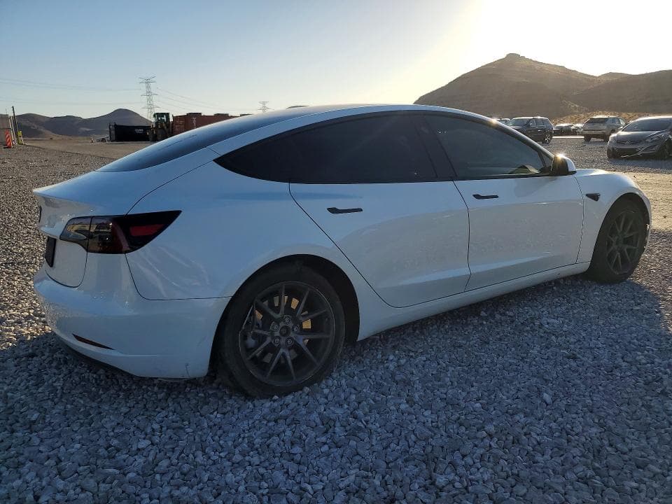 2023 TESLA MODEL 3 3