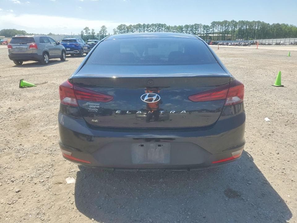 2020 HYUNDAI ELANTRA SE 6
