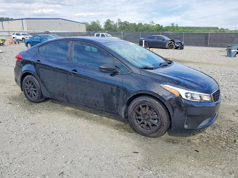 2017 KIA FORTE LX 4