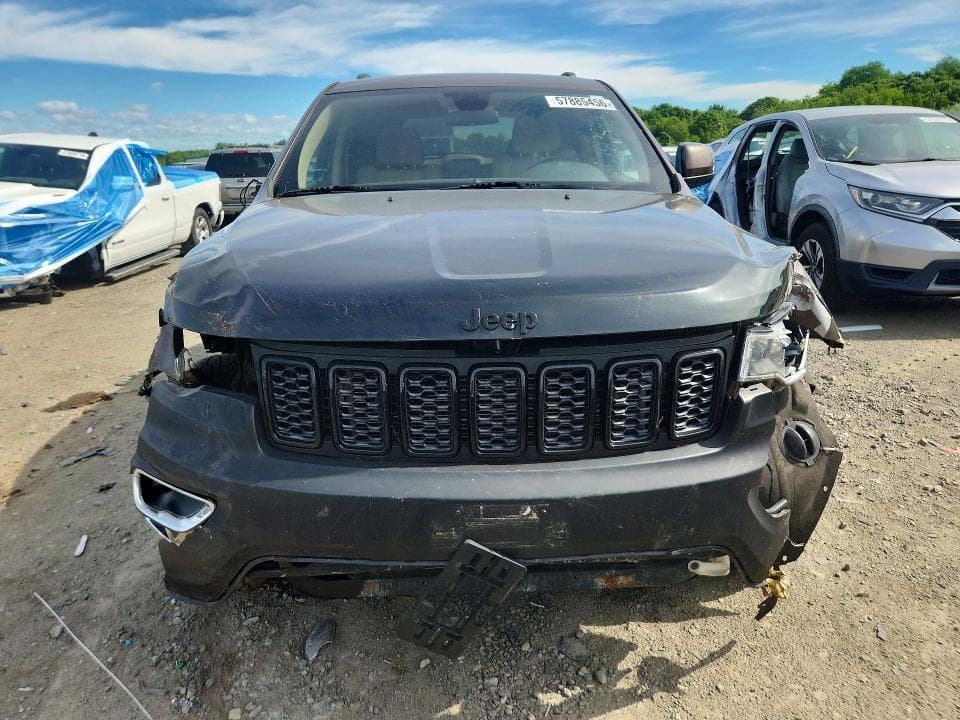 2020 JEEP GRAND CHEROKEE LAREDO 5