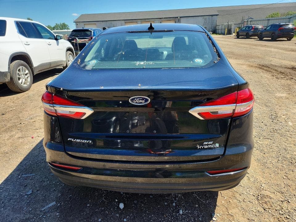 2019 FORD FUSION SE 6