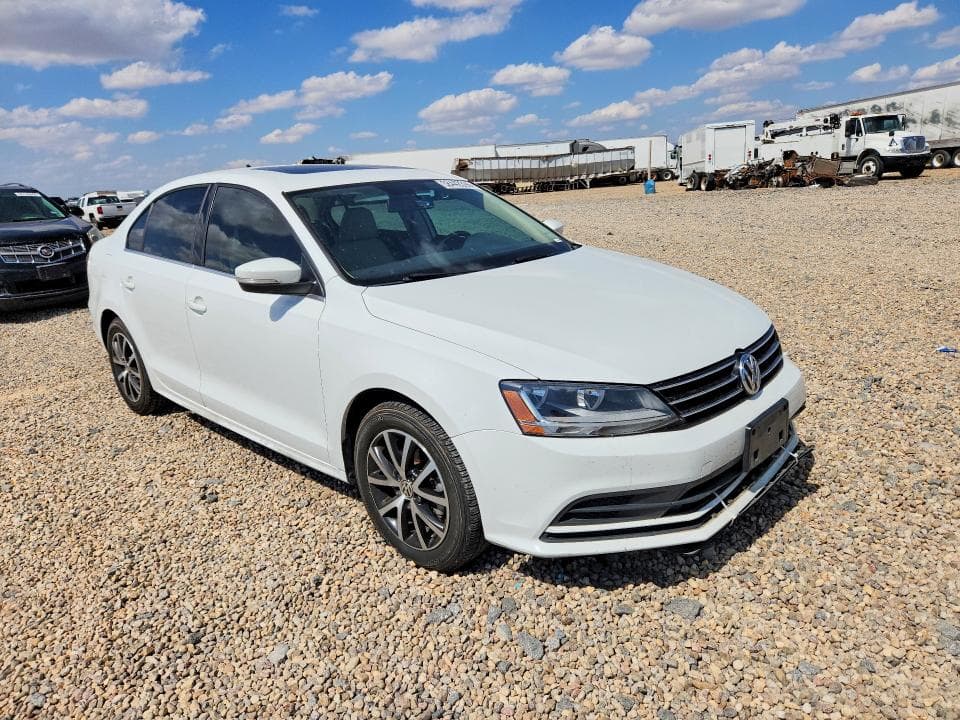 2017 VOLKSWAGEN JETTA SE 4
