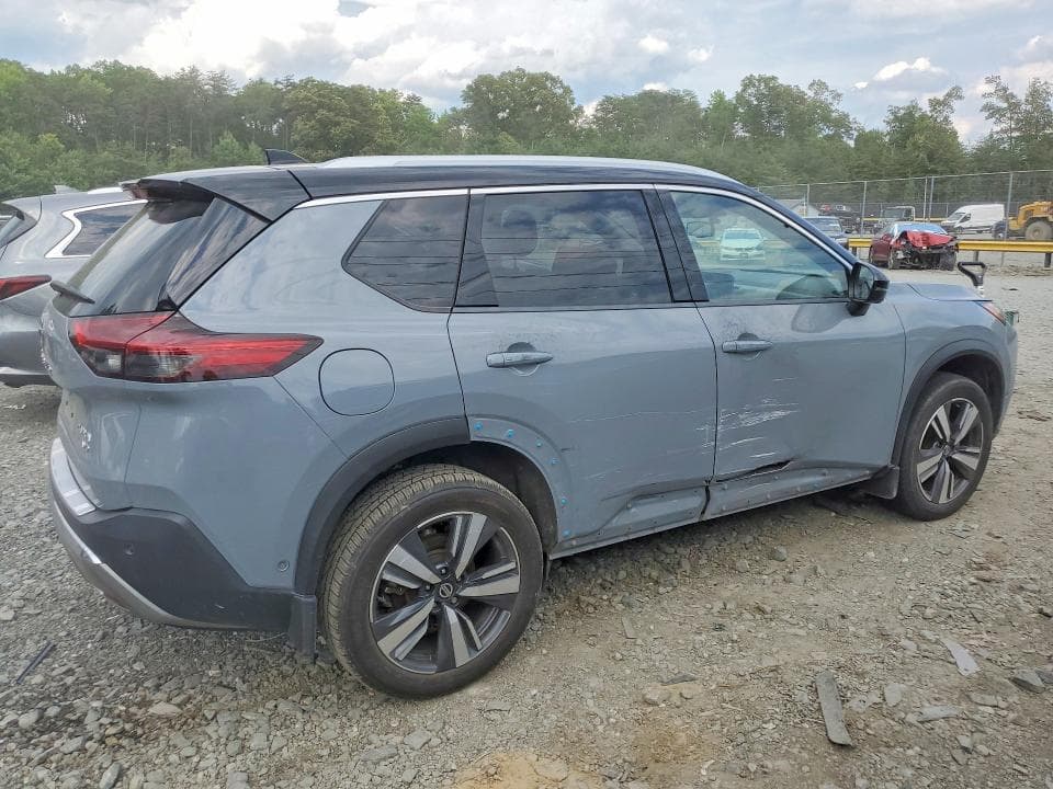 2021 NISSAN ROGUE PLATINUM 3