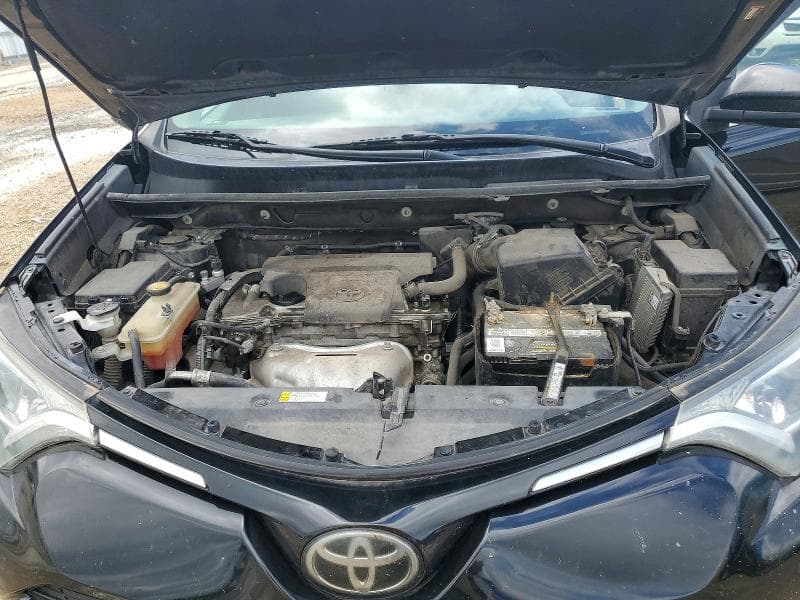 2018 TOYOTA RAV4 LE 12