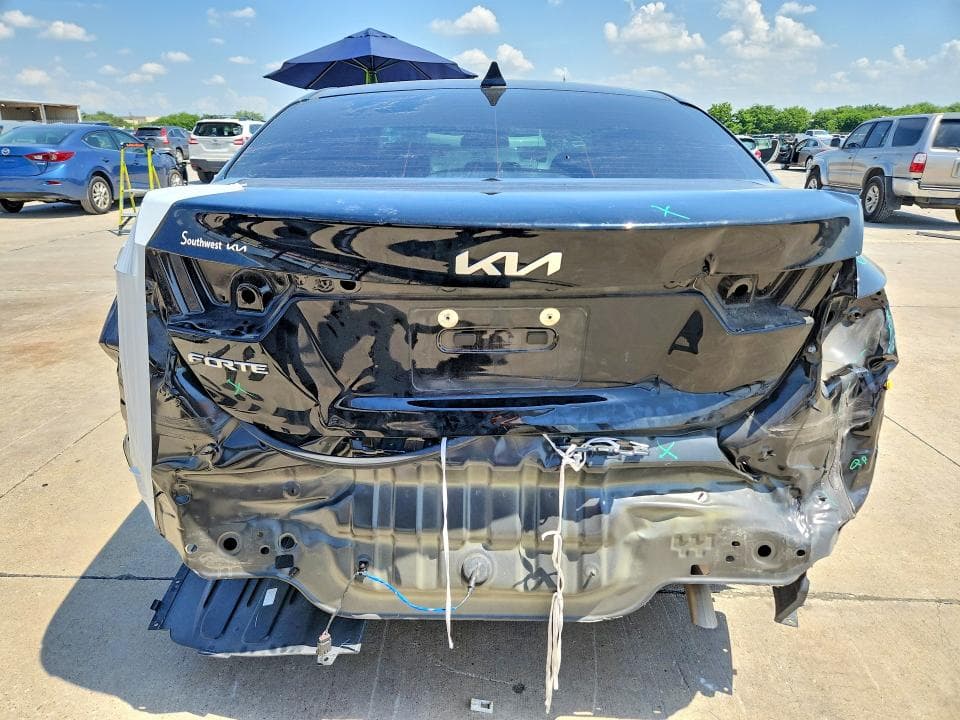 2023 KIA FORTE LXS 6