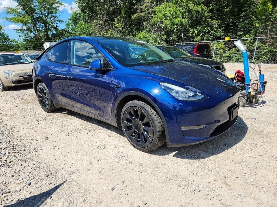 2022 TESLA MODEL Y 4