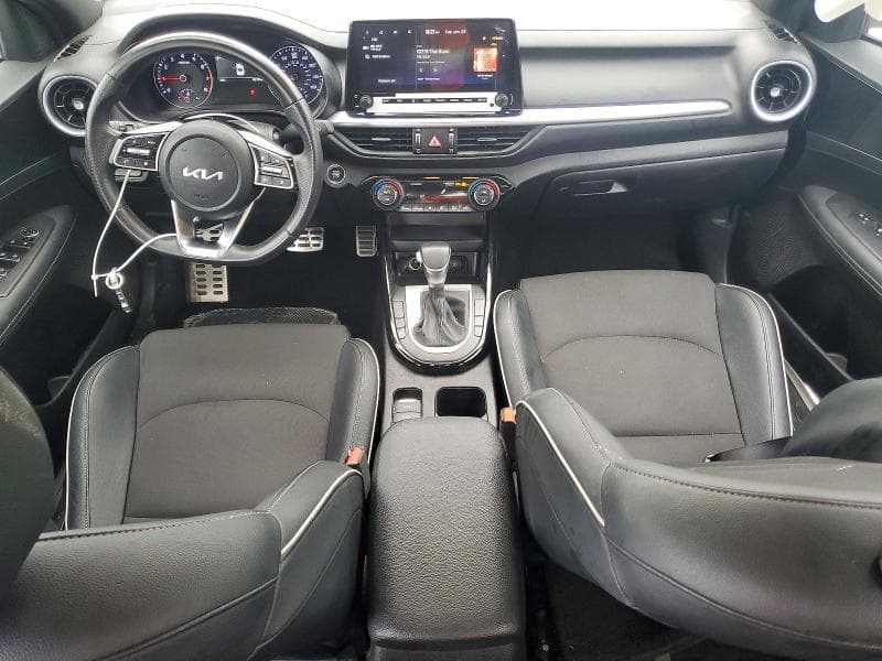 2024 KIA FORTE GT LINE 8