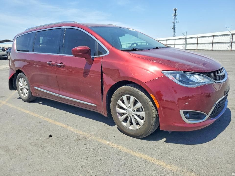 2018 CHRYSLER PACIFICA TOURING L 4