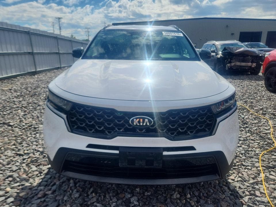 2021 KIA SORENTO S 5