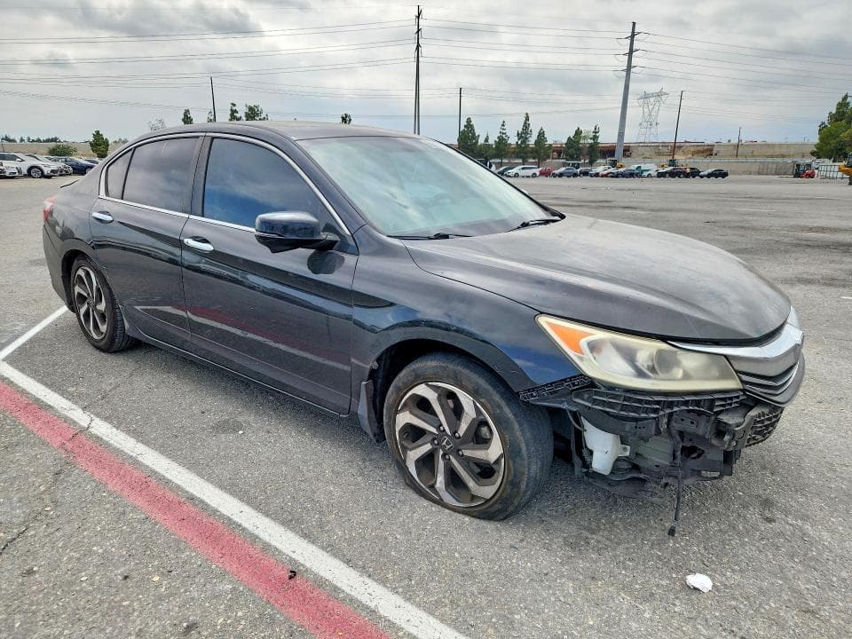 2017 HONDA ACCORD EX 4