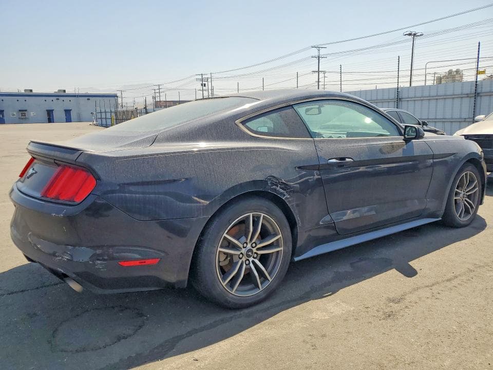 2017 FORD MUSTANG 3