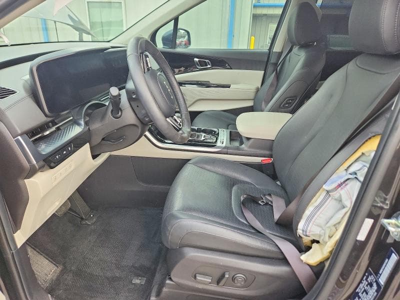 2024 KIA CARNIVAL 7