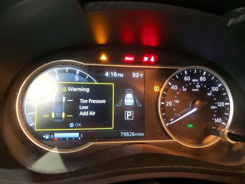 2022 NISSAN VERSA SR 9