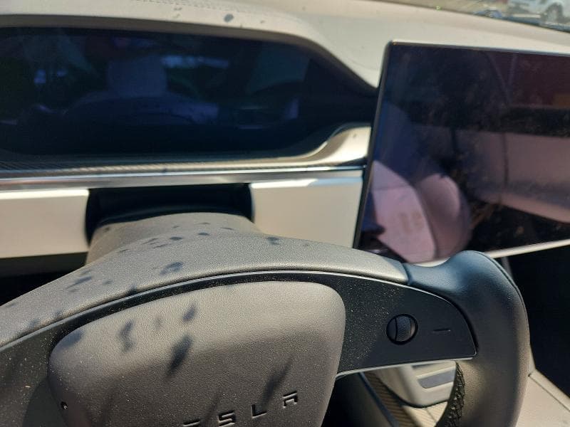 2023 TESLA MODEL S 9