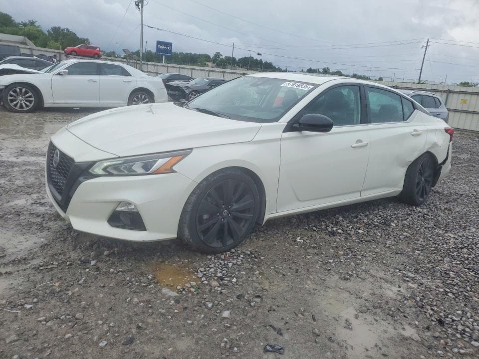2022 NISSAN ALTIMA SR - 1