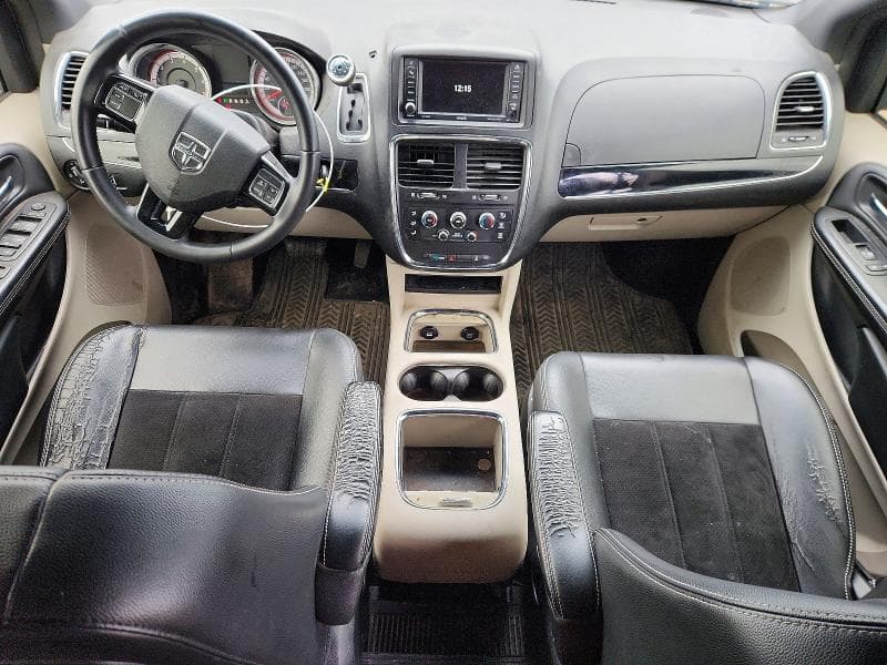 2017 DODGE GRAND CARAVAN SE 8