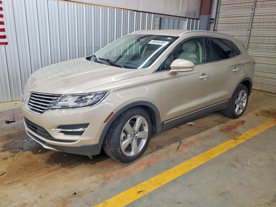 2017 LINCOLN MKC PREMIERE - 1