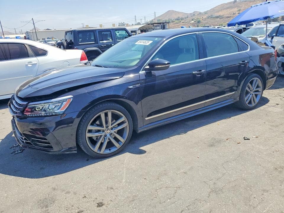 2017 VOLKSWAGEN PASSAT R-LINE R-LINE - 1
