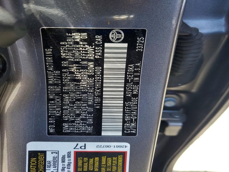 2017 TOYOTA CAMRY SE 12