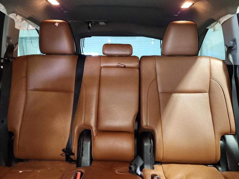 2017 TOYOTA HIGHLANDER LIMITED PLATINUM 10