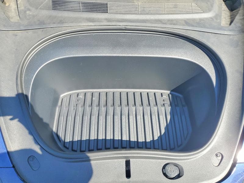 2026 TESLA MODEL 3 11