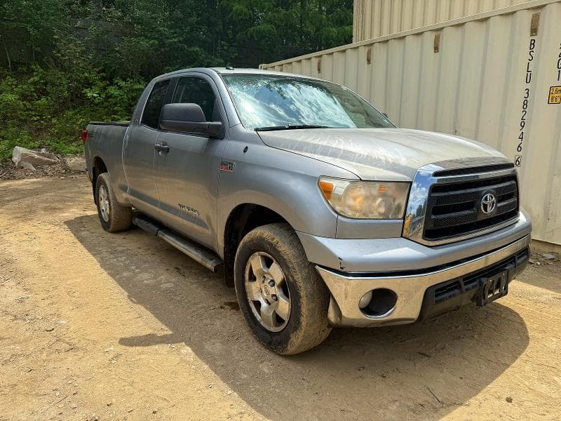 2010 TOYOTA TUNDRA