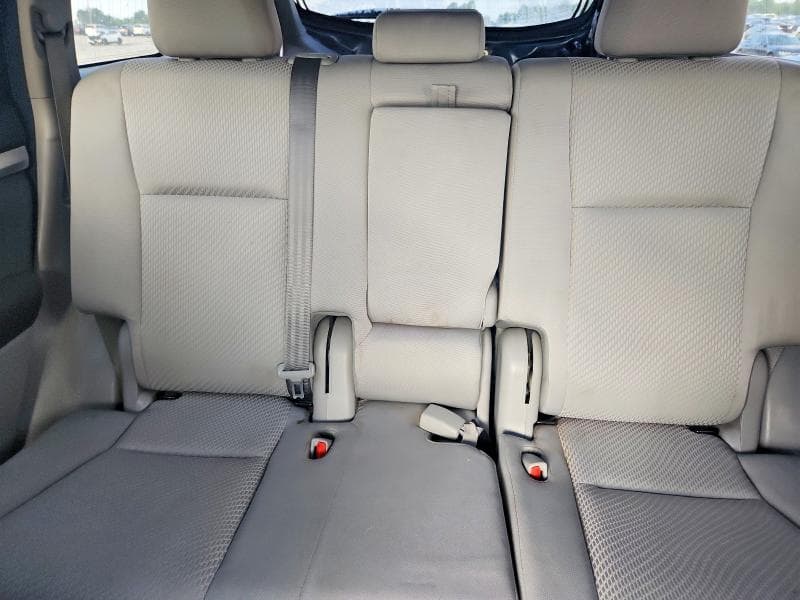 2017 TOYOTA HIGHLANDER LE 10