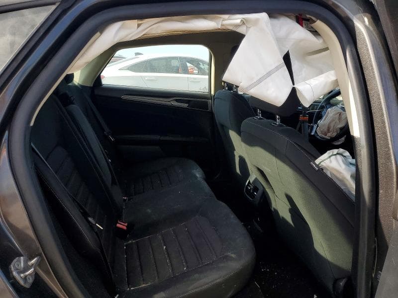 2019 FORD FUSION SE 10