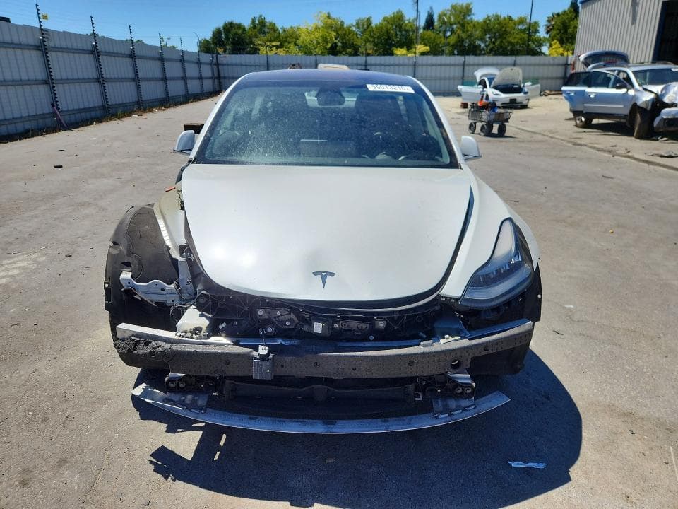 2018 TESLA MODEL 3 5