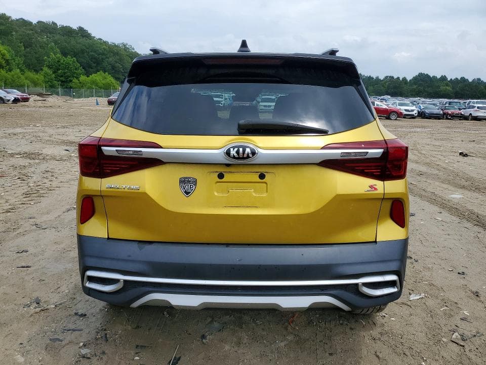2021 KIA SELTOS S 6