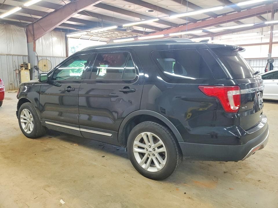 2017 FORD EXPLORER XLT 2