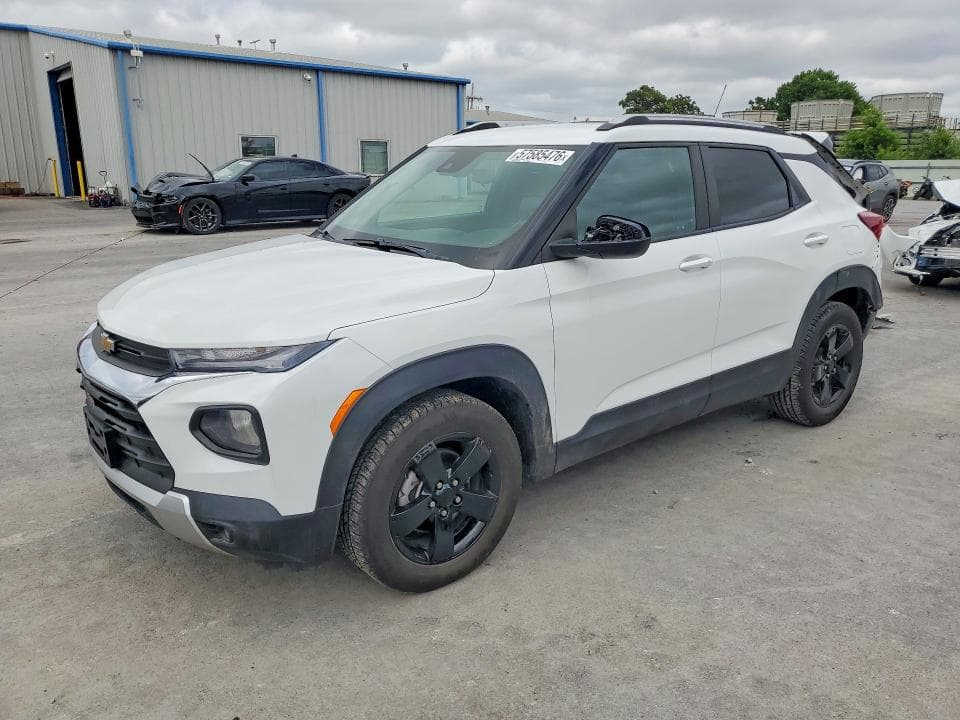 2023 CHEVROLET TRAILBLAZER LT - 1