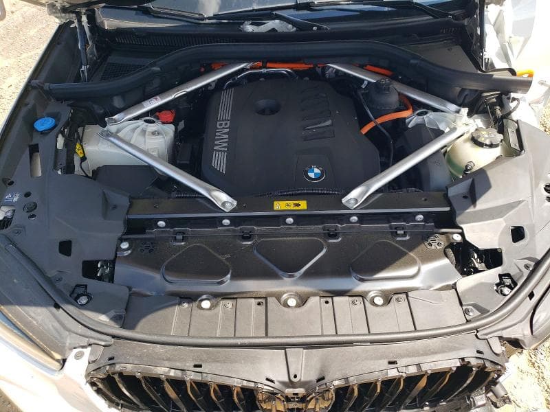 2026 BMW X5 XDRIVE50E 12