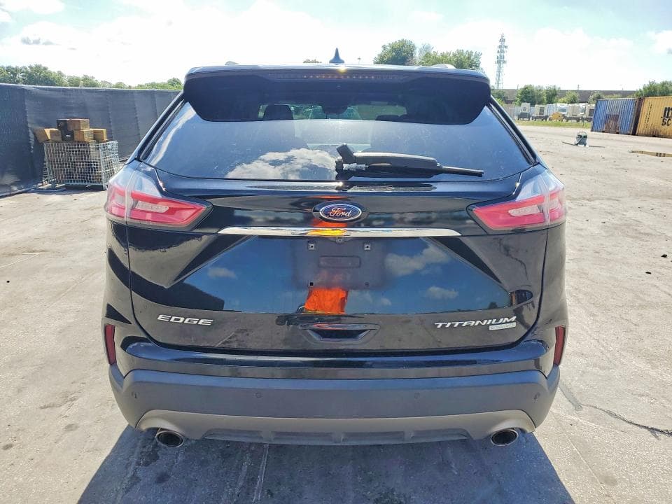 2020 FORD EDGE TITANIUM 6