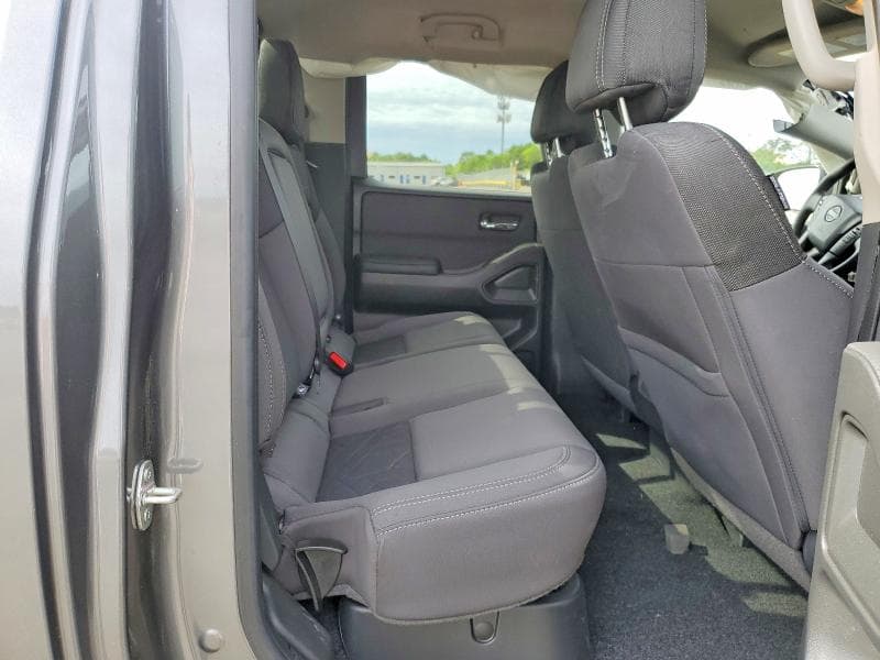 2025 NISSAN FRONTIER SV 10