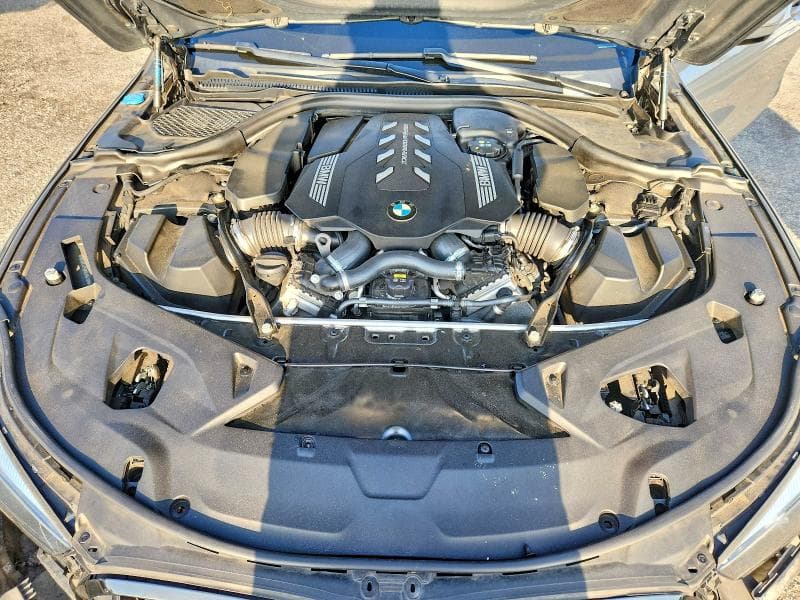 2019 BMW M850XI 11