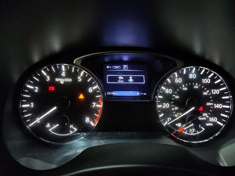 2017 NISSAN PATHFINDER SL 9