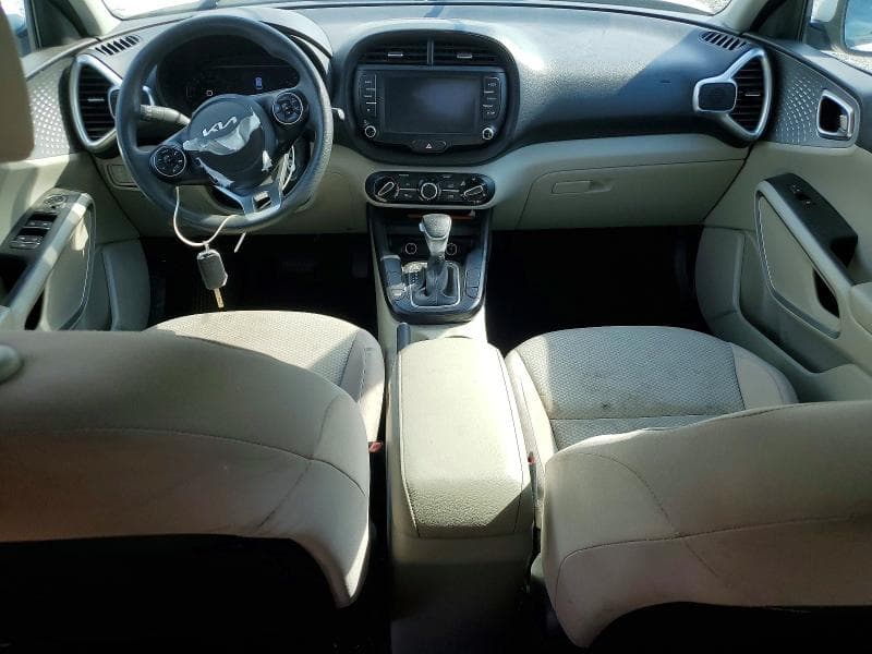 2022 KIA SOUL LX 8