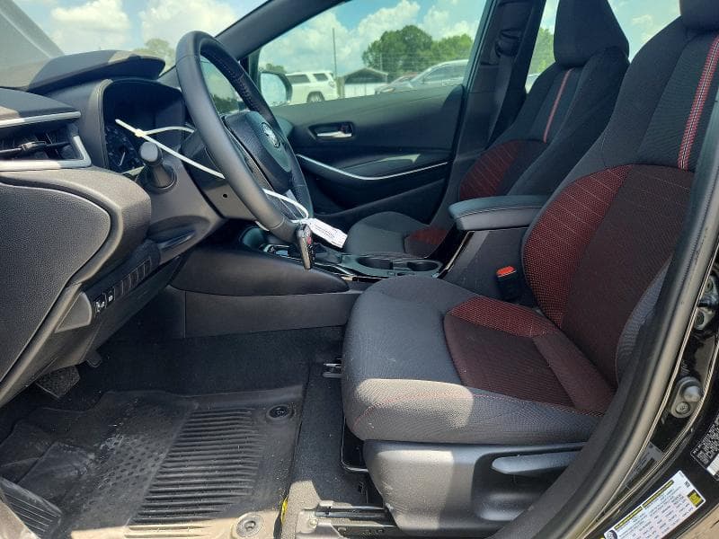 2025 TOYOTA COROLLA SE 7