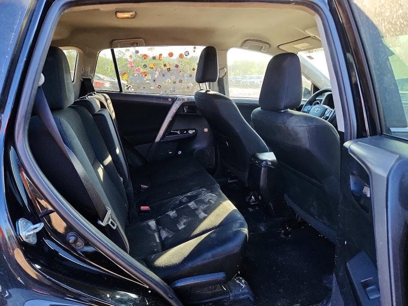 2017 TOYOTA RAV4 LE 11