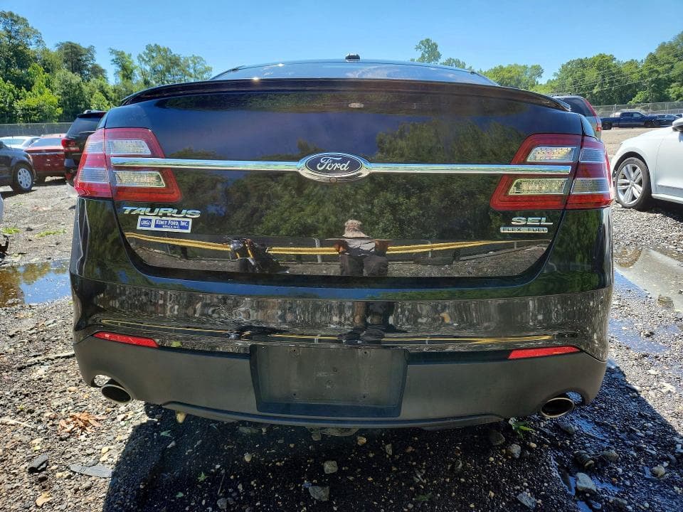 2018 FORD TAURUS SEL 6
