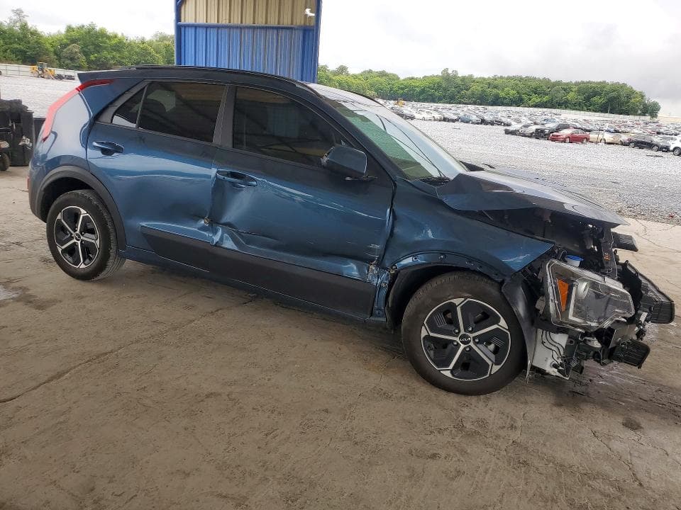 2025 KIA NIRO EX 4