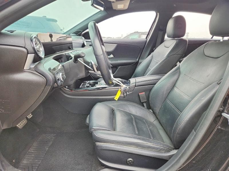 2019 MERCEDES-BENZ A 220 7