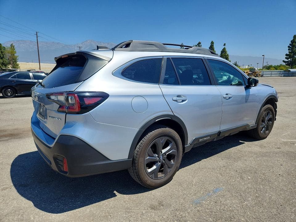 2020 SUBARU OUTBACK 3