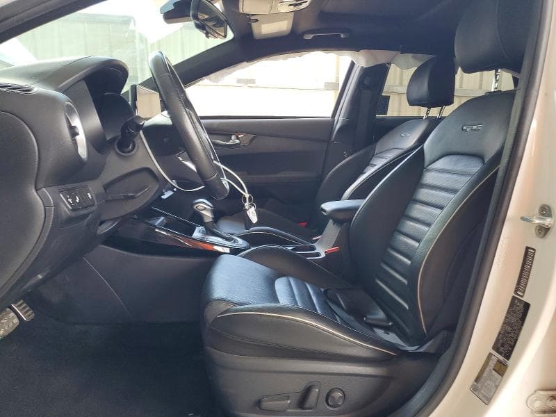 2024 KIA FORTE GT LINE 7