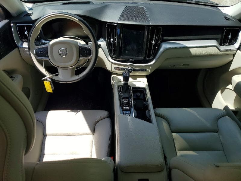 2019 VOLVO XC60 T5 8