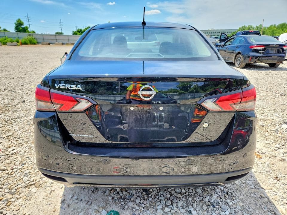 2024 NISSAN VERSA S 6