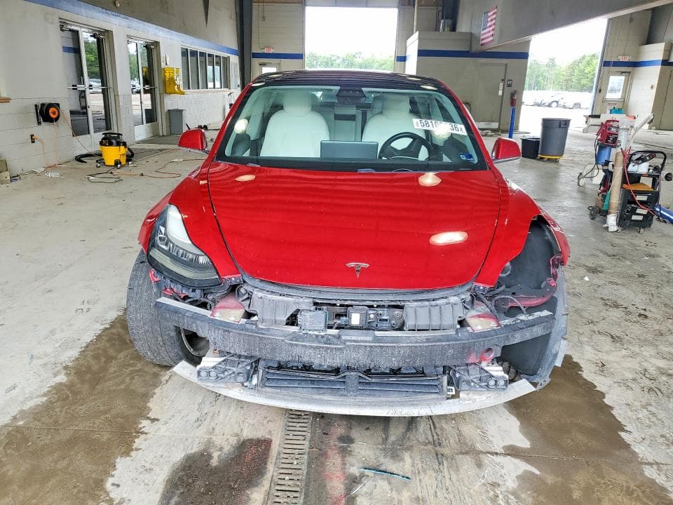 2018 TESLA MODEL 3 5