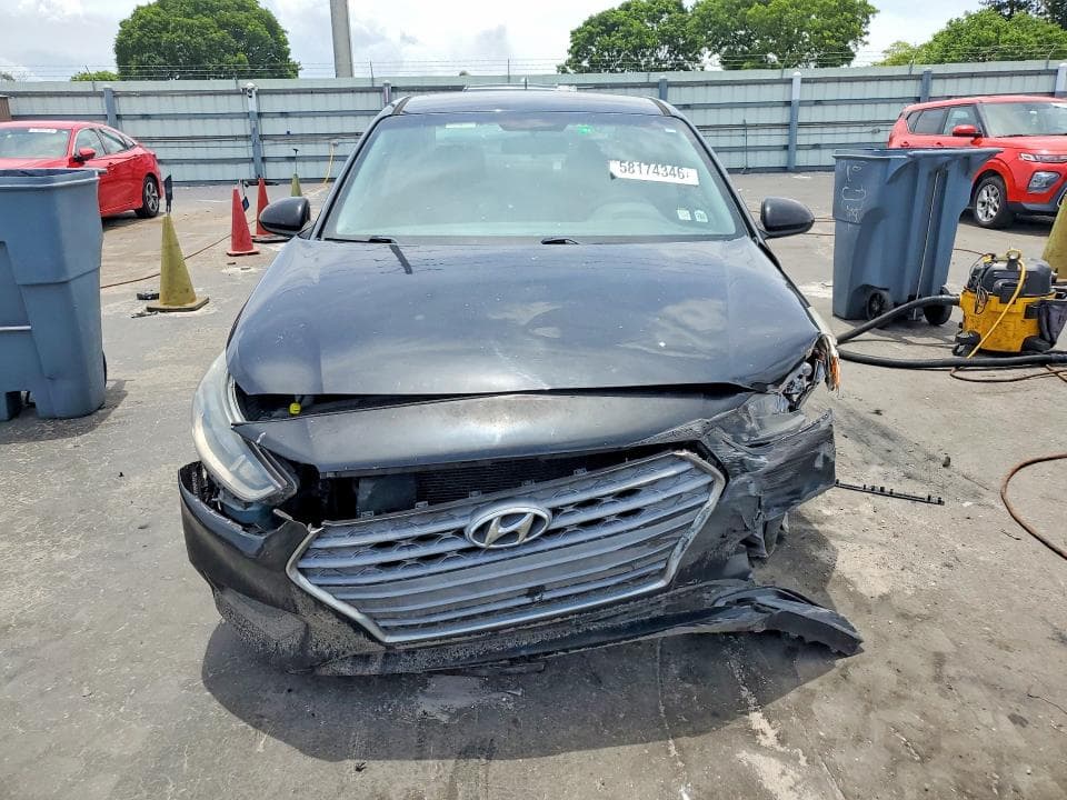 2018 HYUNDAI ACCENT SE 5