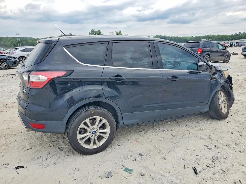 2017 FORD ESCAPE SE 3